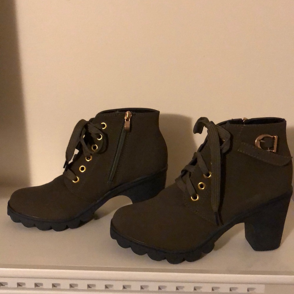 DONATED: 
🥰Booties - Picture 4 of 5